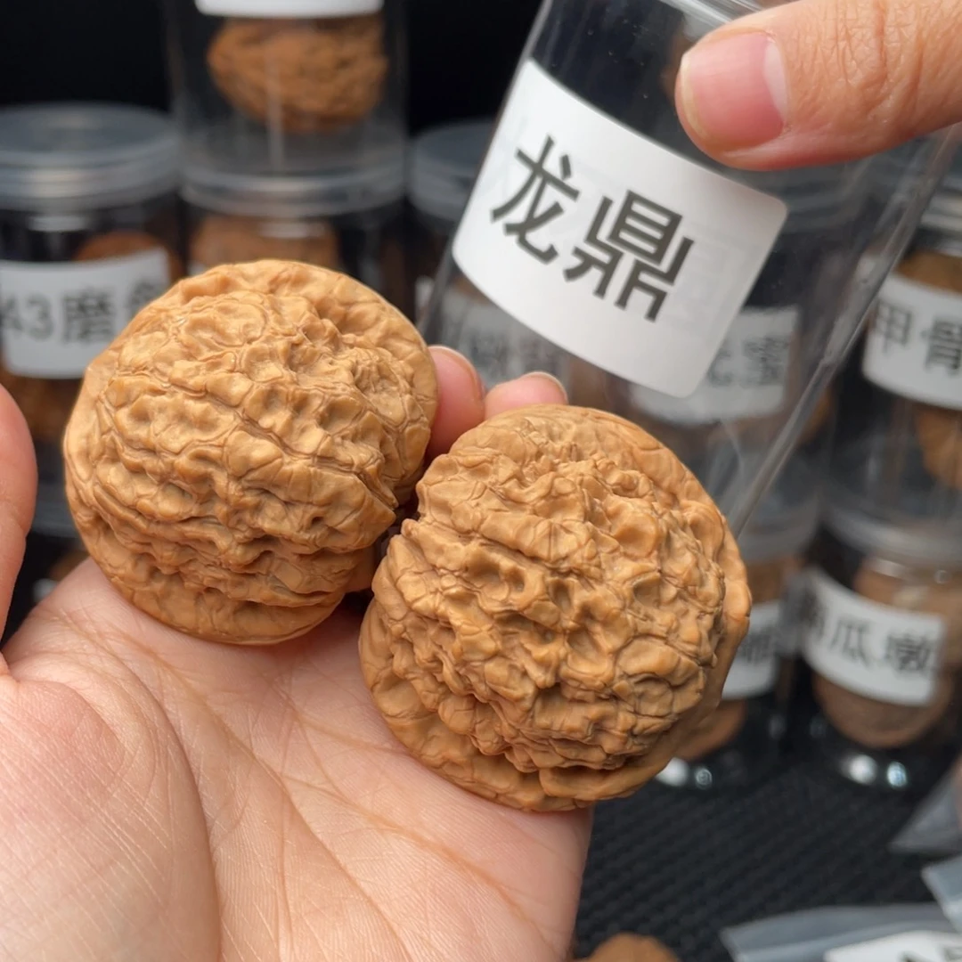 文玩核桃把件潇**客全品46龙鼎