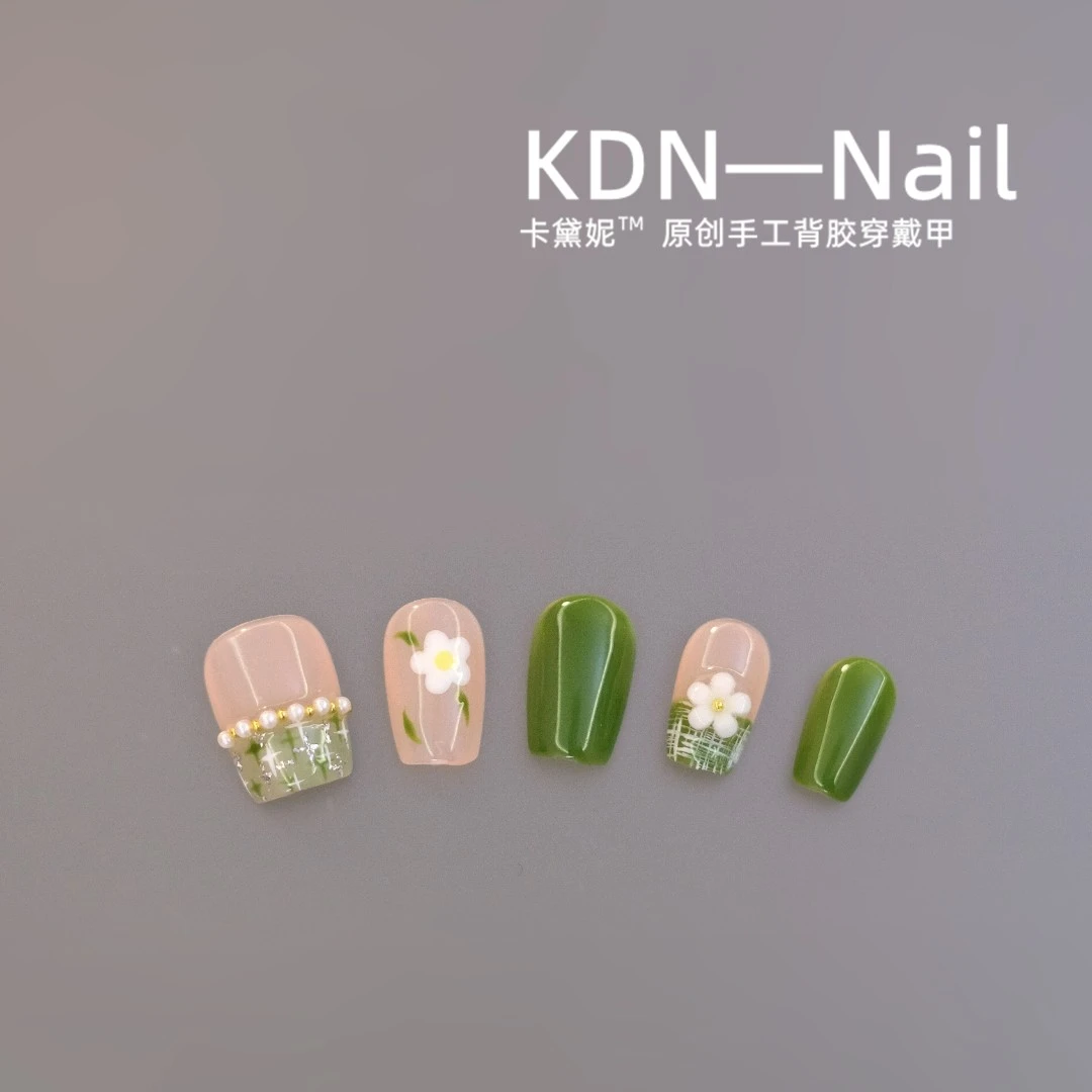 断码【雏菊小香】新短圆/新短方/中长方 显白纯手工穿戴甲10片