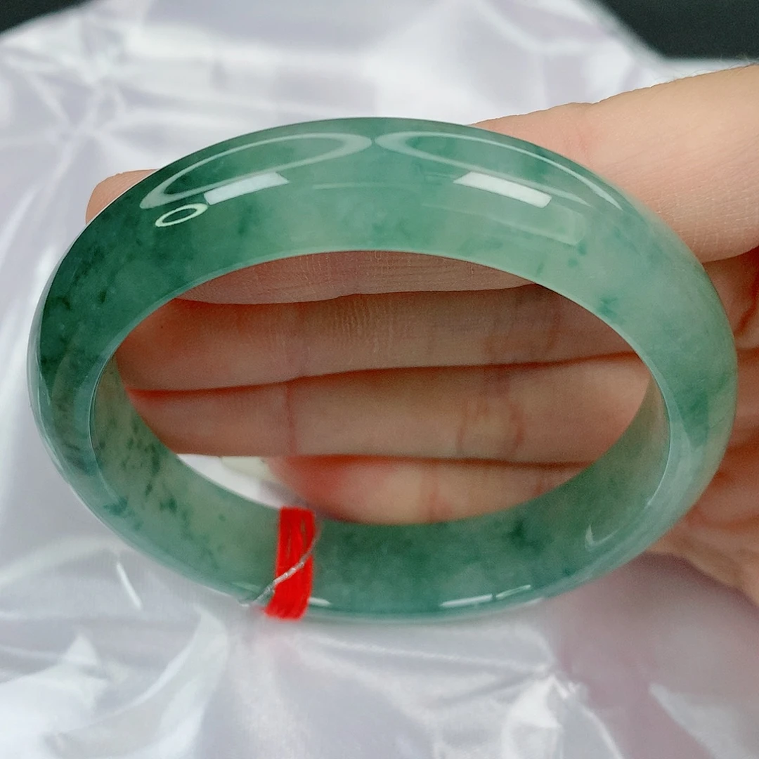 翡翠未镶嵌手镯54正圈，糯冰满绿底小飘花，强推，完整，09