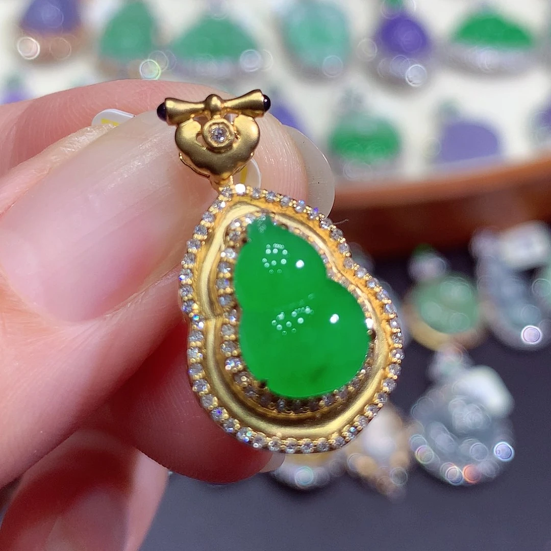 翡翠18K金镶嵌吊坠(不含链)