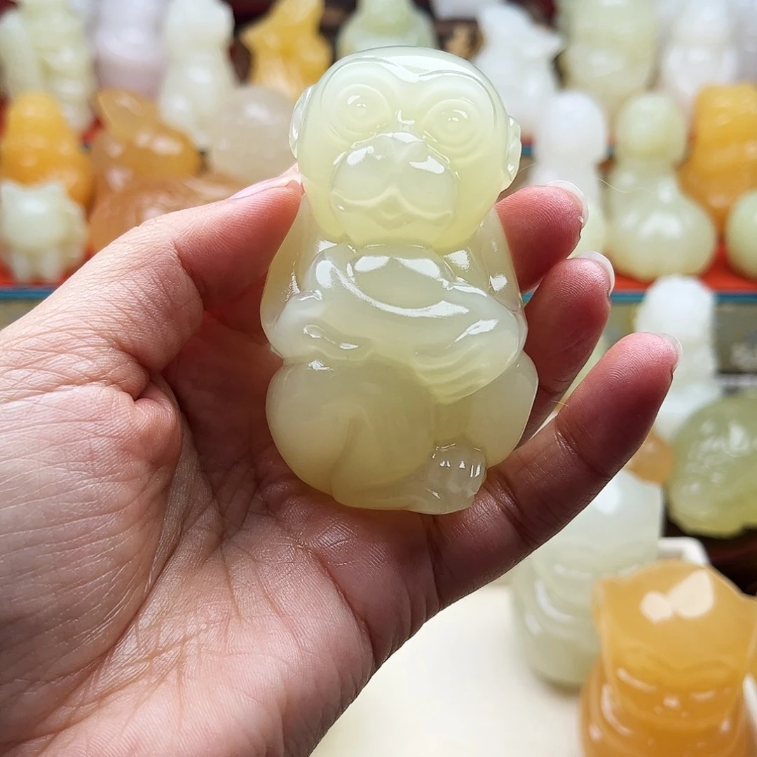 一***休石材猴子手把摆件