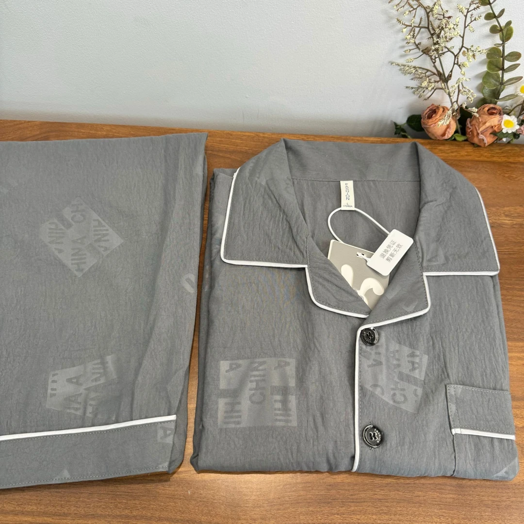 F066春秋款男士浅灰压花长袖长裤休闲家居服套装