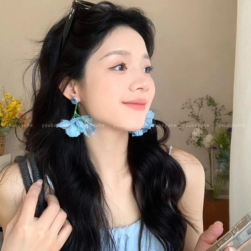 合金布艺耳饰 度假风干枯玫瑰花朵耳环2025新款耳钉夸张耳饰气质