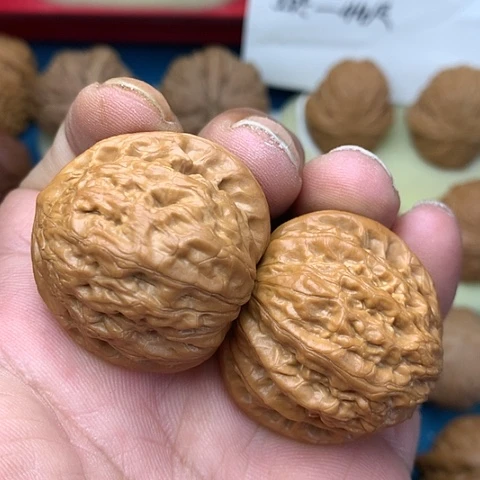 文玩核桃把件37尺铁锤妹妹