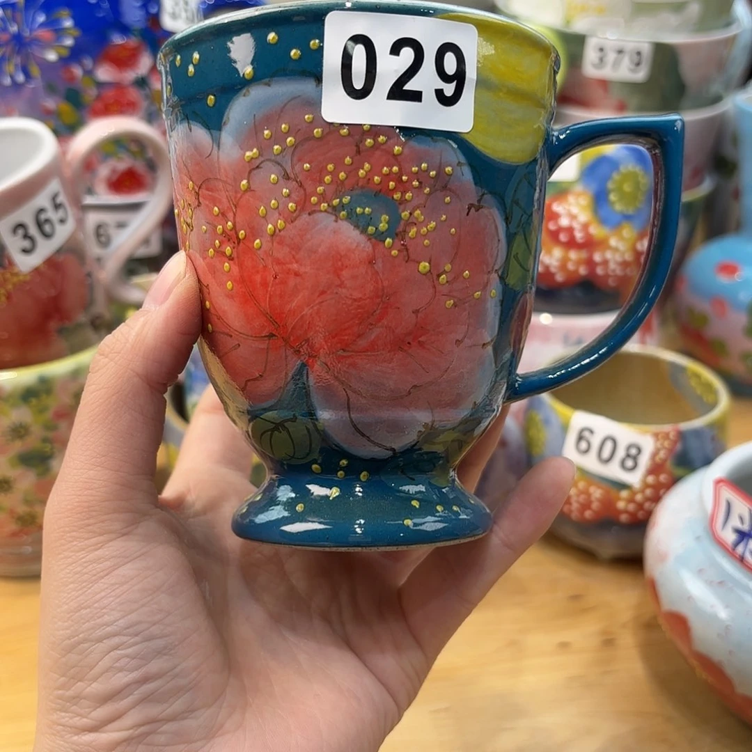 瓷片兔兔盖茨。兔兔好