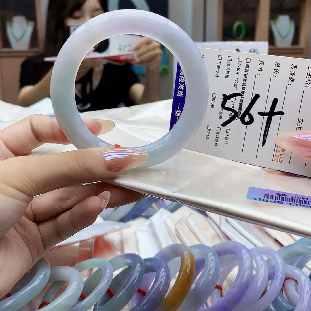 未镶嵌手镯翡翠vvv