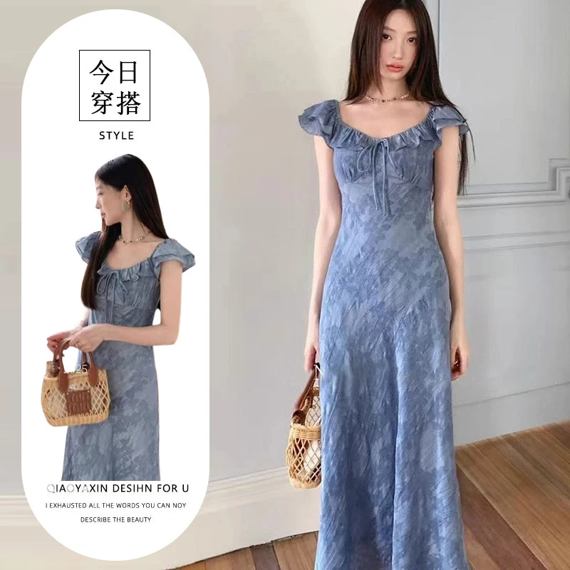 2025夏季新款时尚气质韩版设计感小众连衣裙女收腰显瘦碎花长裙潮
