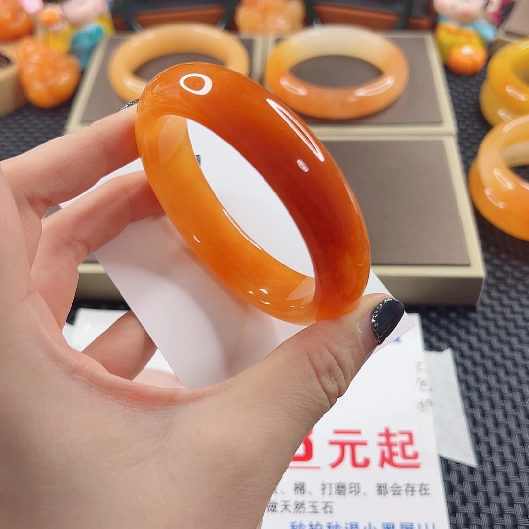 天***@石英质玉（黄龙玉）未镶嵌手镯