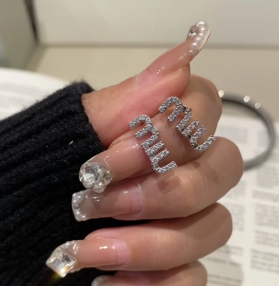 99新 MIU MIU/缪缪 大吉中古/Miumiu缪缪满钻耳钉