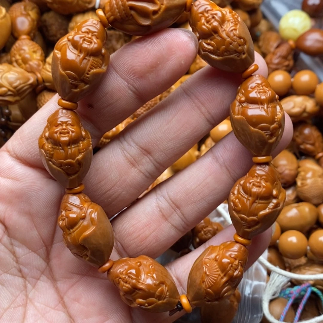 橄榄核手串包衣财神