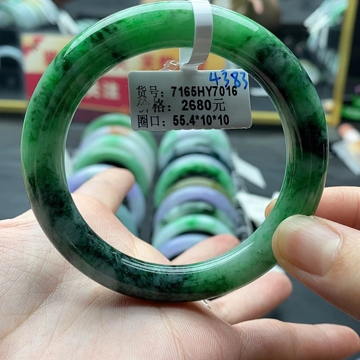翡翠手镯未镶嵌55圆条