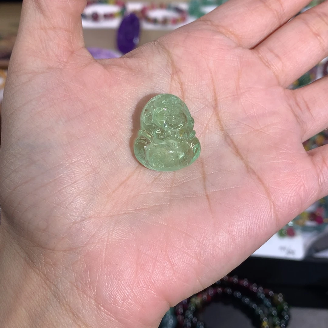 碧玺雕刻件未镶嵌