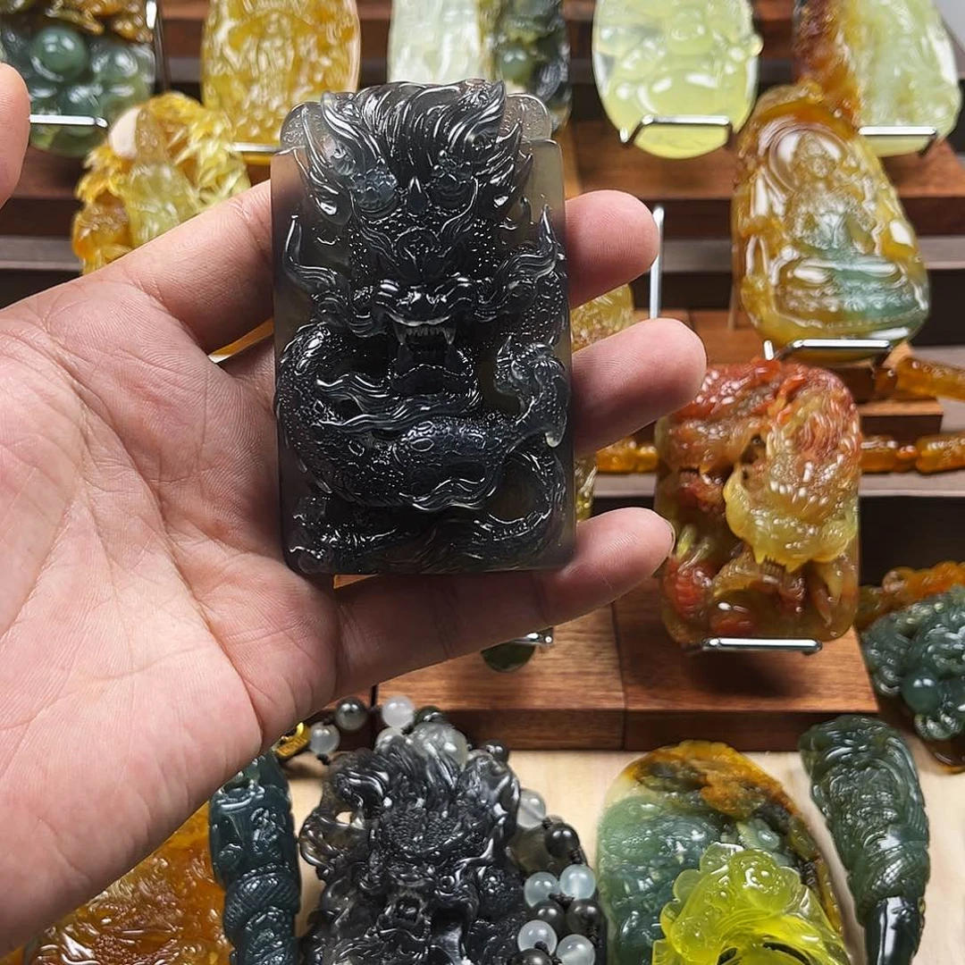 未镶嵌蛇纹石玉颈饰嗯***哼