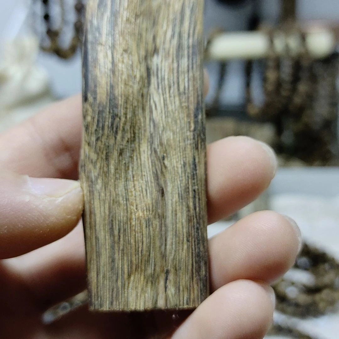 沉香沉香碎屑沉香树丁