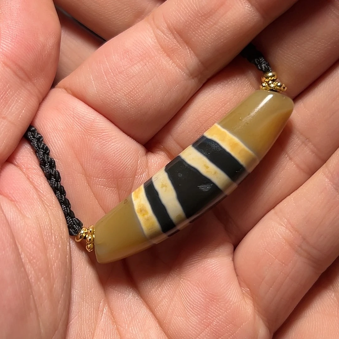 小****玛瑙/玉髓未镶嵌珠宝奇石