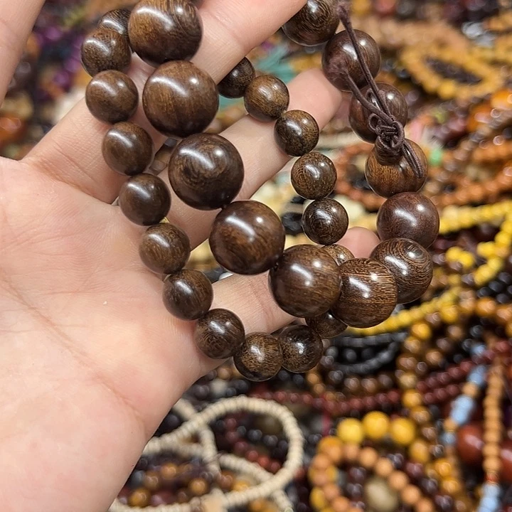 维腊木（绿檀）无事牌