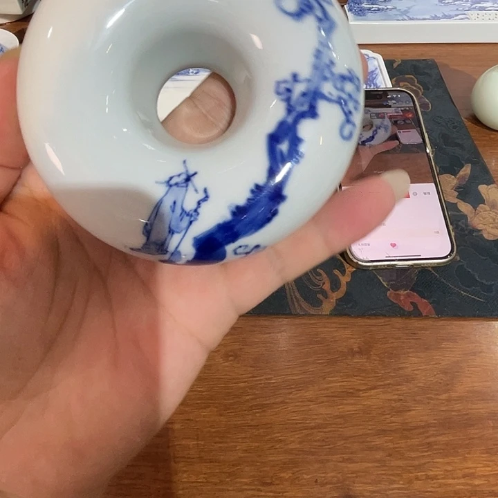 海***天青花人物甜甜圈瓷