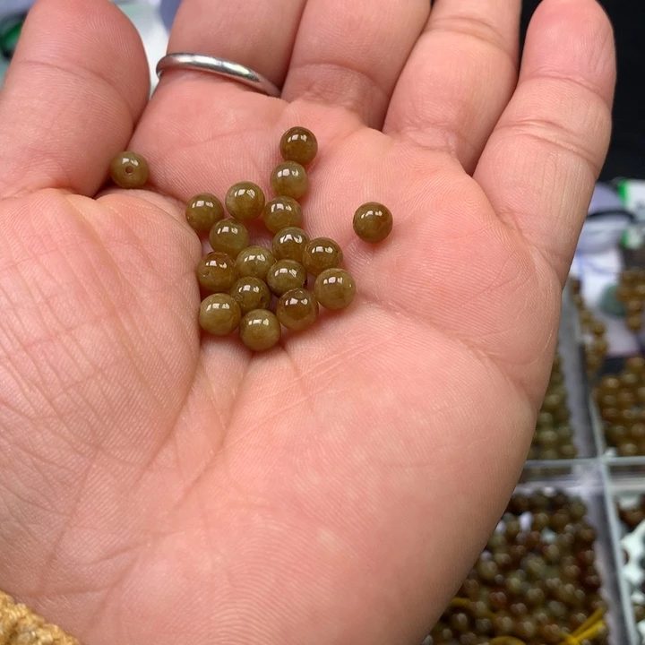 翡翠手链未镶嵌不退不换