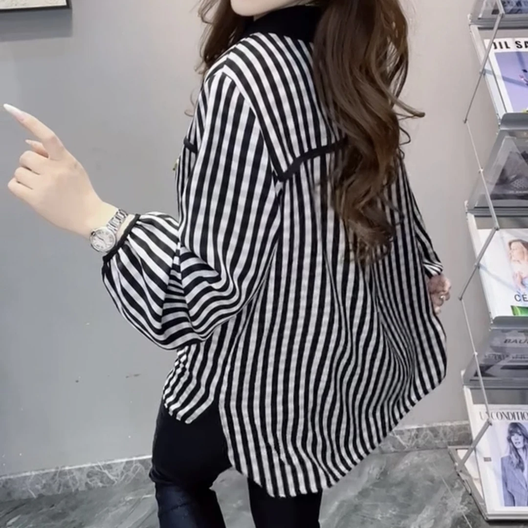 新款时尚娃娃领格子衬衫宽松显瘦百搭洋气上衣中长款小衫春夏新款