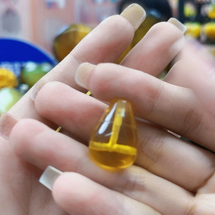 蜜蜡未镶嵌裸石三通
