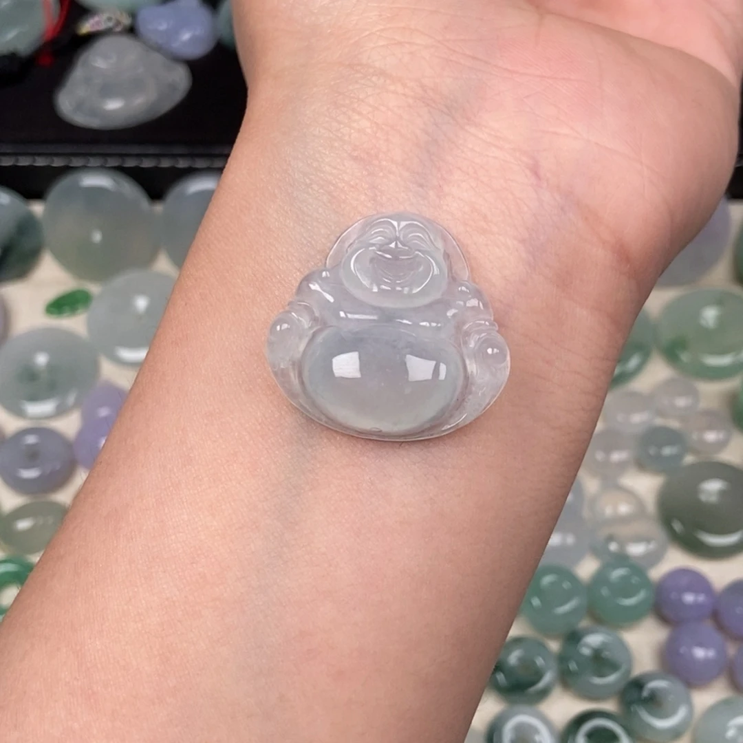 翡翠未镶嵌颈饰佛公