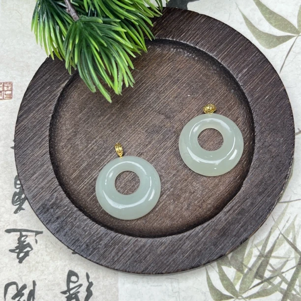 HF162和田玉公主扣18k金镶吊坠19*4mm+多样性发其一