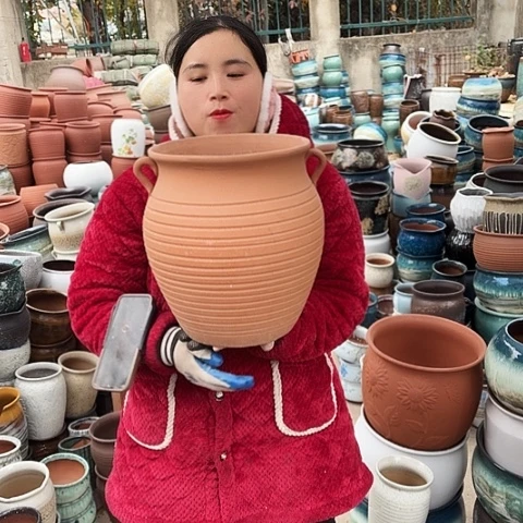 口25高30瑕疵口变形