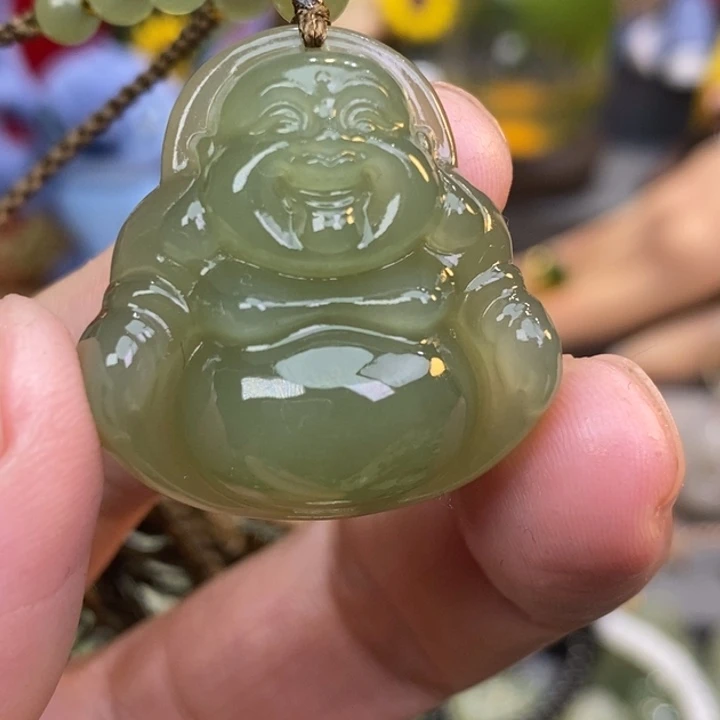 是***苏和田玉未镶嵌颈饰