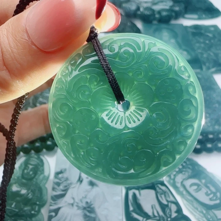翡翠未镶嵌颈饰多样性发货天然A货翡翠
