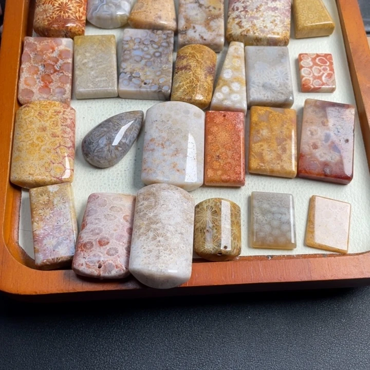 合金颈饰硅化玉黑*223