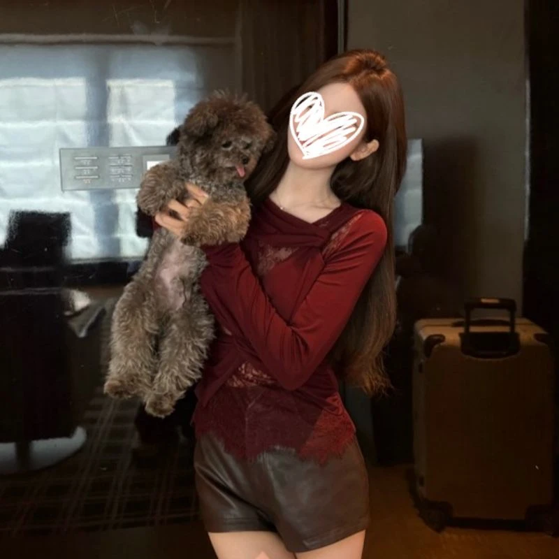 2025年新款高级感收腰镂空蕾丝显瘦长袖打底外穿T恤辣妹上衣