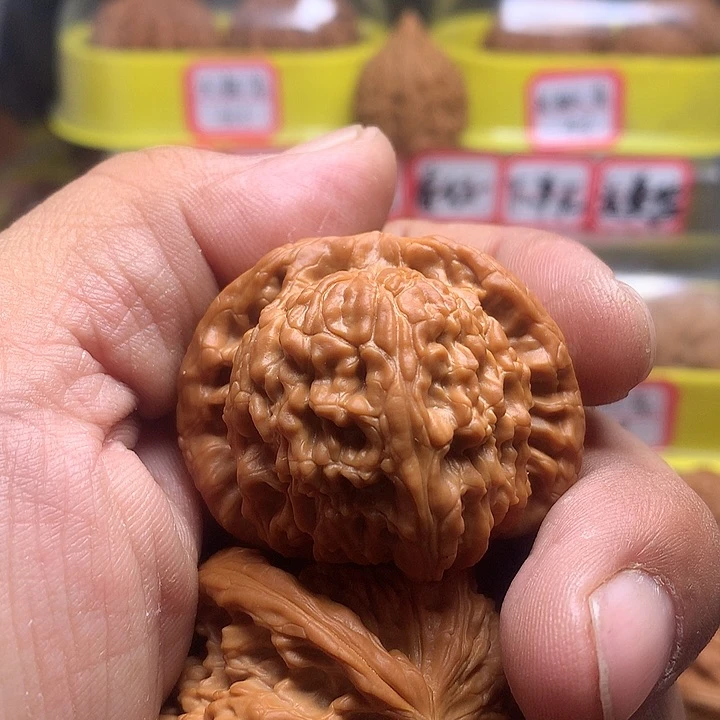吊坠文玩核桃刘****)闷白43