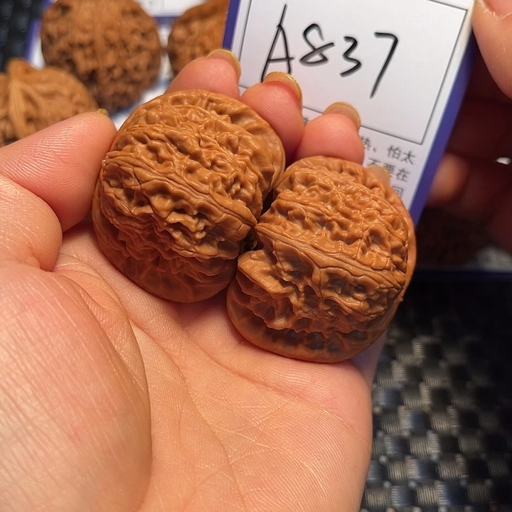 把件桃核43狮子A837