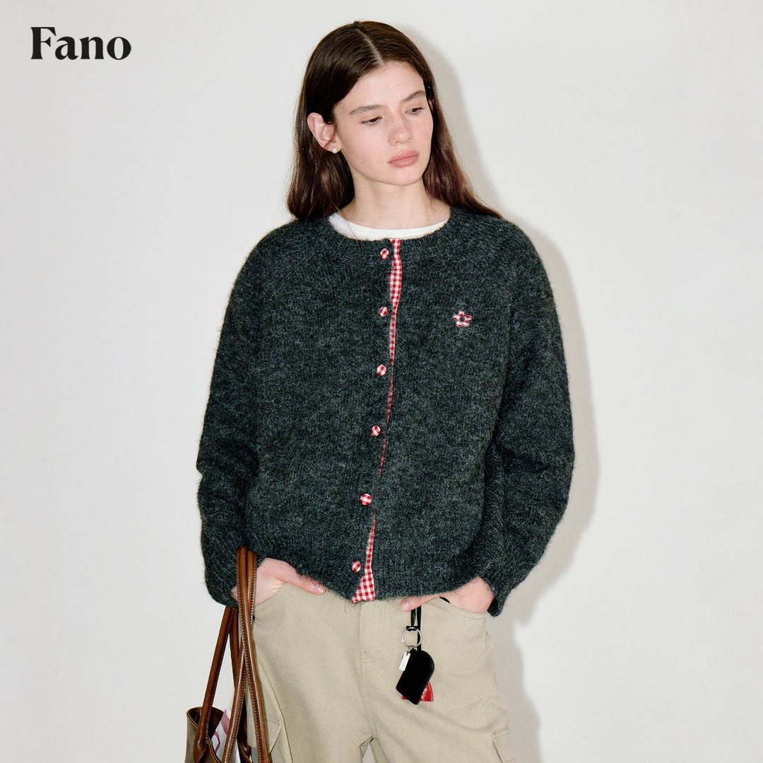 范洛 浪漫甜心 花朵刺绣格子拼接宽松毛衣开衫FD25S005 推广