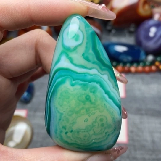 玛瑙/玉髓珠宝奇石未镶嵌笑**尘