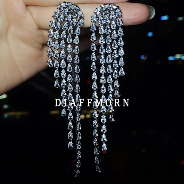 铜合金合成锆石耳饰 Y·M“浮光掠影”小众轻奢重工流苏耳环