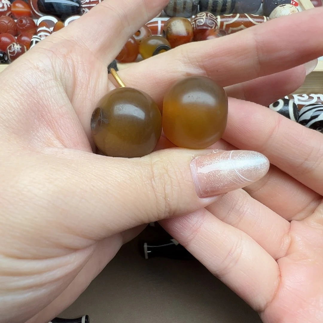 r***n玛瑙/玉髓未镶嵌珠宝半成品