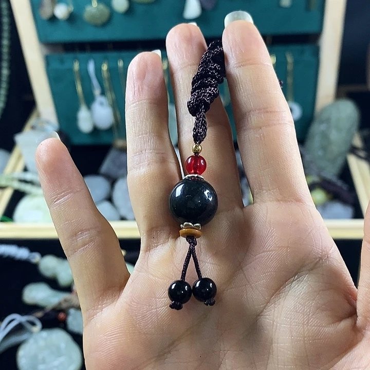 和田玉未镶嵌吊坠(赠链)