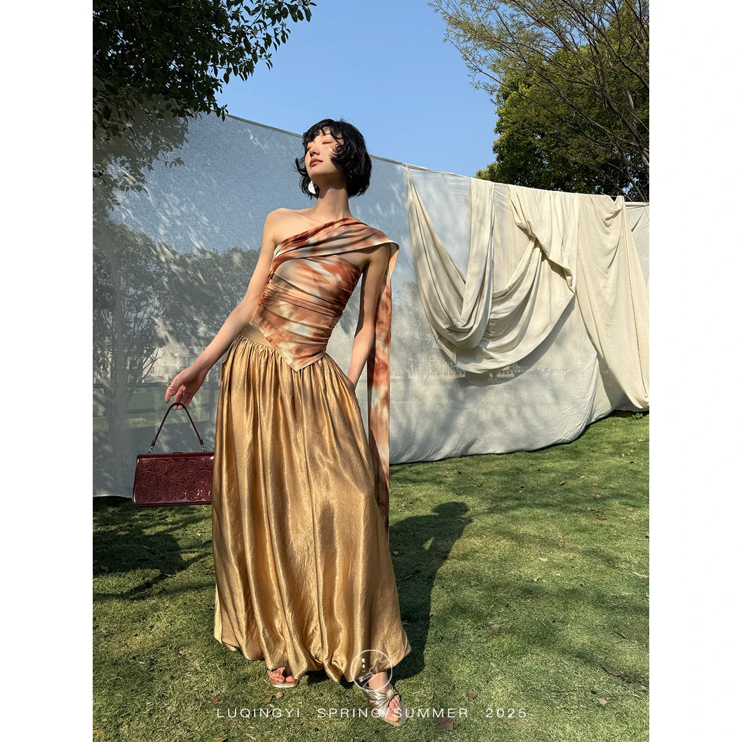 鹭青一原创【披霞】网纱挂脖抹胸女夏飘带设计上衣 L25B2201N