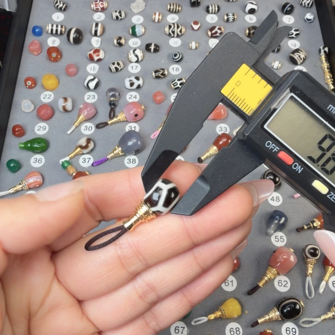 玛瑙/玉髓未镶嵌饰品