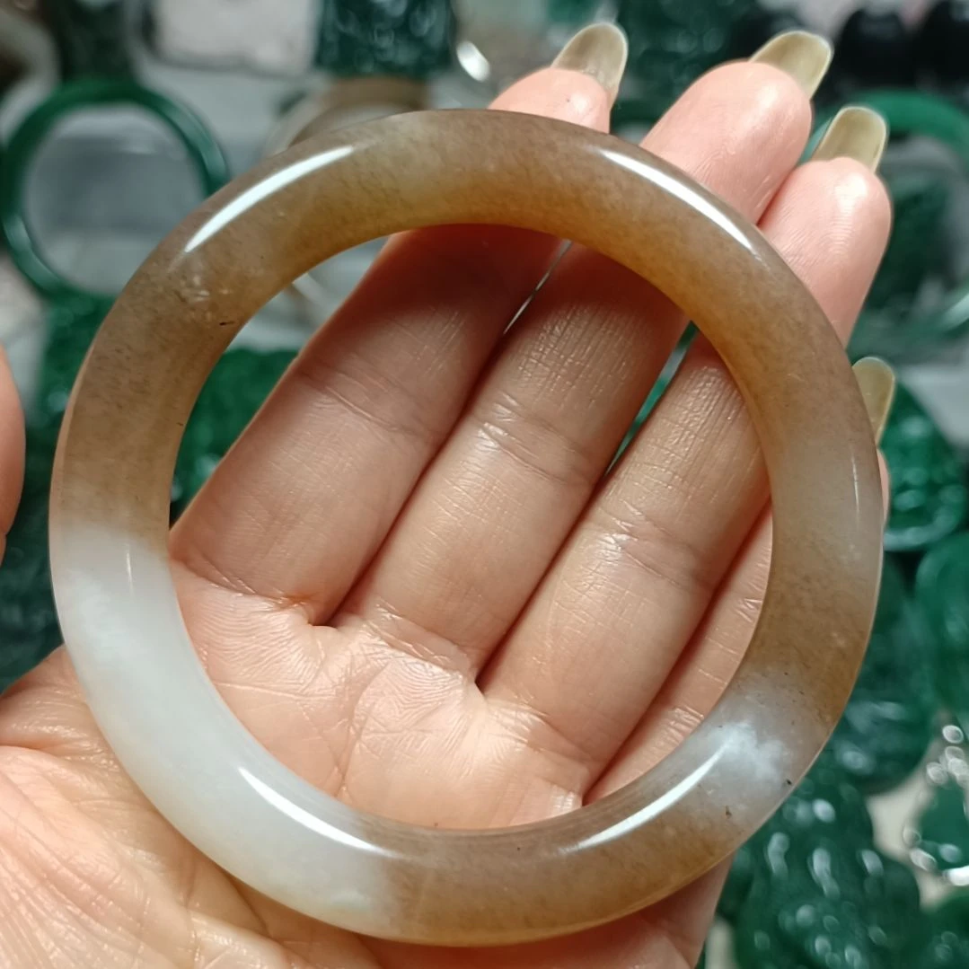 独山玉未镶嵌手镯58