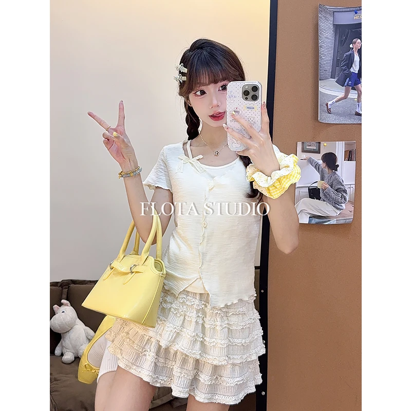 【flota】纯欲蝴蝶结吊带假两件小众短袖T恤女玫瑰纽扣甜美上衣2161