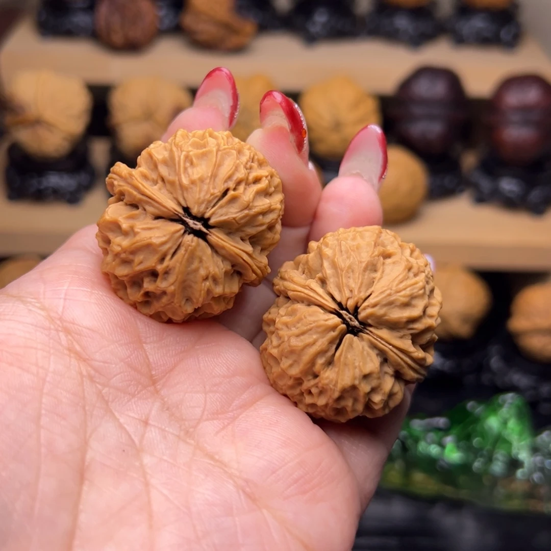 文玩核桃吊坠大****满68z-------