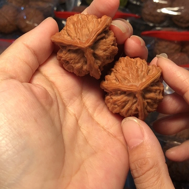 (***风吊坠文玩核桃三棱36