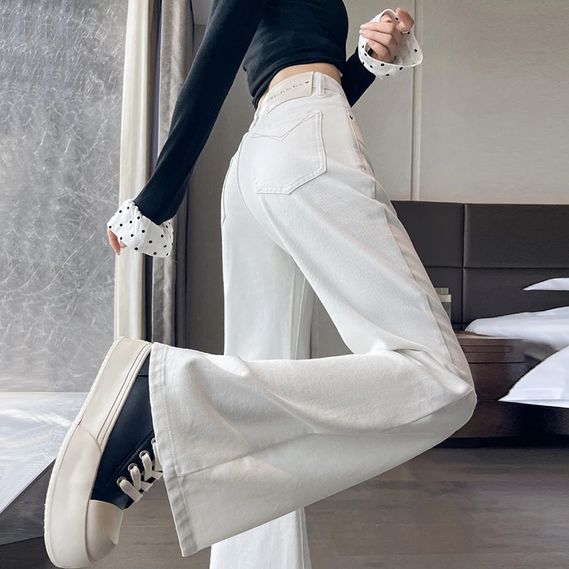 莱赛尔天丝棉微喇牛仔裤女春秋季爆款高腰气质显瘦白色直筒喇叭裤