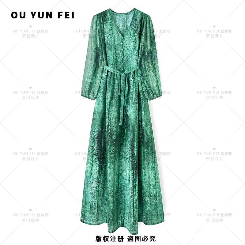 高级感连衣裙女新款气质显瘦穿搭时尚洋气印花长裙AB1001