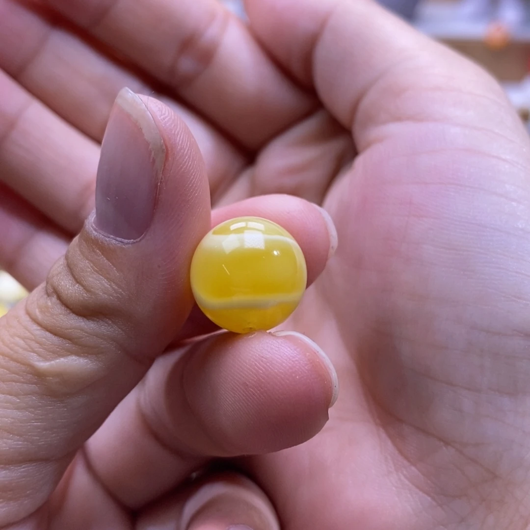 琥珀未镶嵌珠宝奇石14.1