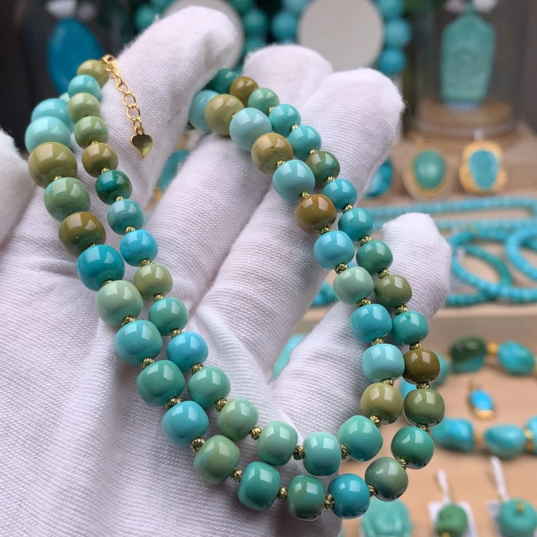 绿松石未镶嵌珠宝奇石