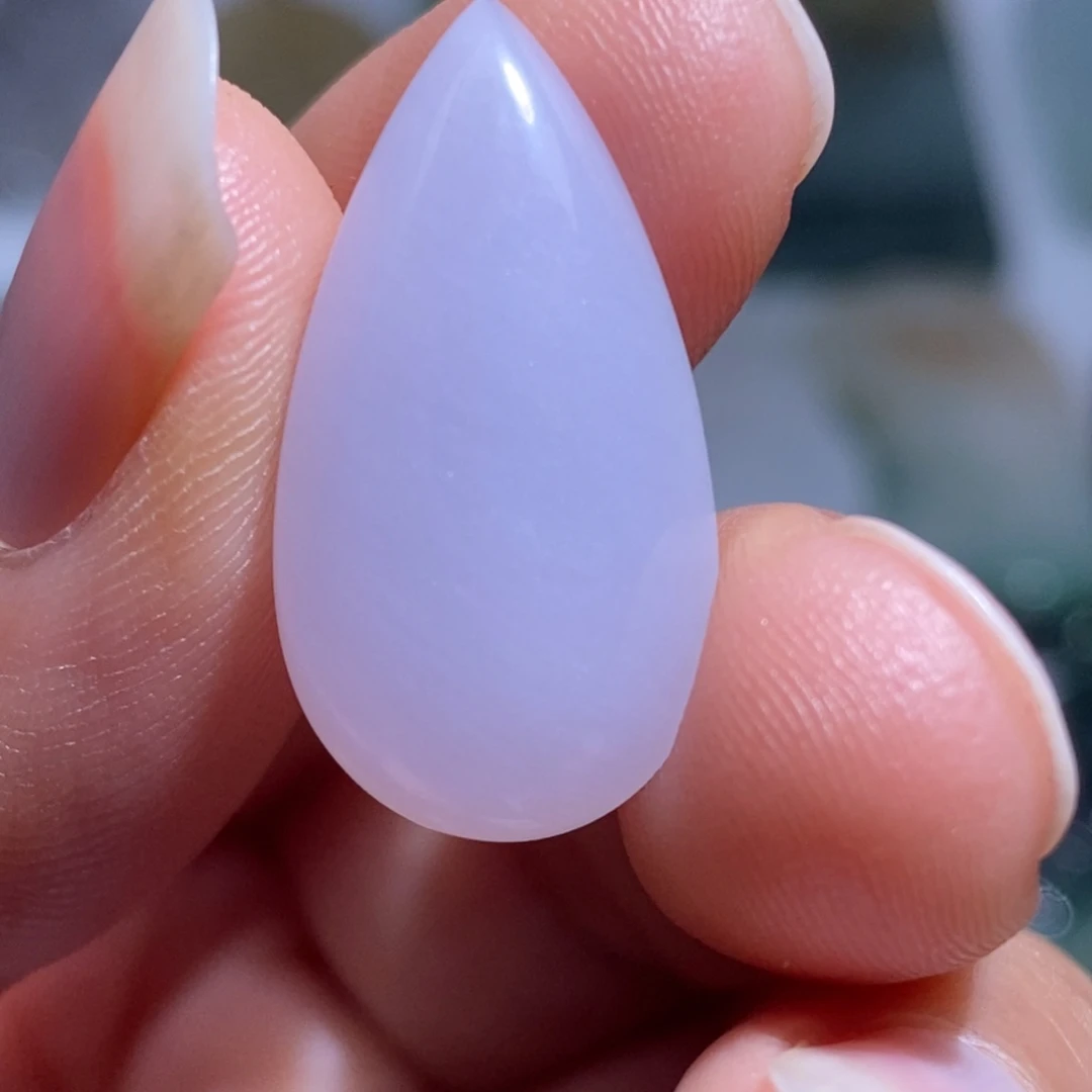 翡翠裸石翡翠裸石水滴