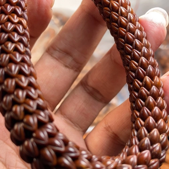 猴头核桃吊坠文玩手串